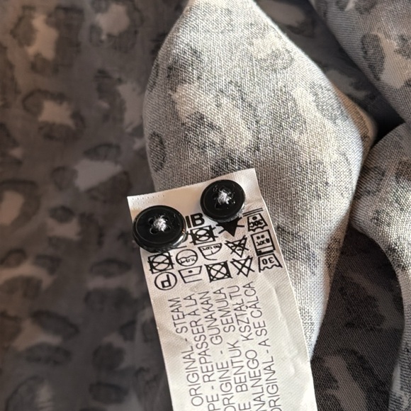 Zara Men’s Medium Relaxed Fit Button Down Shirt Cheetah Leopard Print Top - Picture 6 of 7